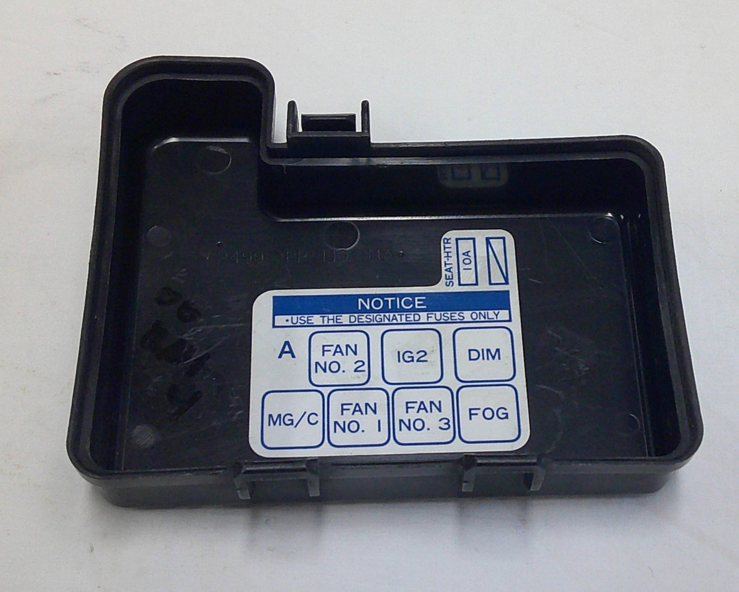 96 - 00 Toyota Rav4 Engine Compartment Fuse Relay Cover OEM  R2 - RarePartsFinder.Com
