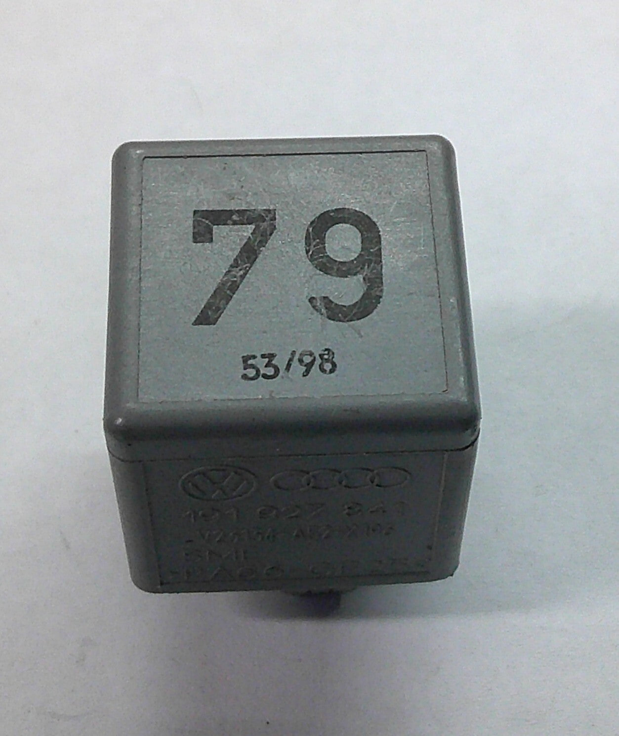 USA SELLER VW AUDI RELAY 79   191 927 84 TESTED 1 YEAR WARRNTY FREE SHIPPING VW1 - RarePartsFinder.Com