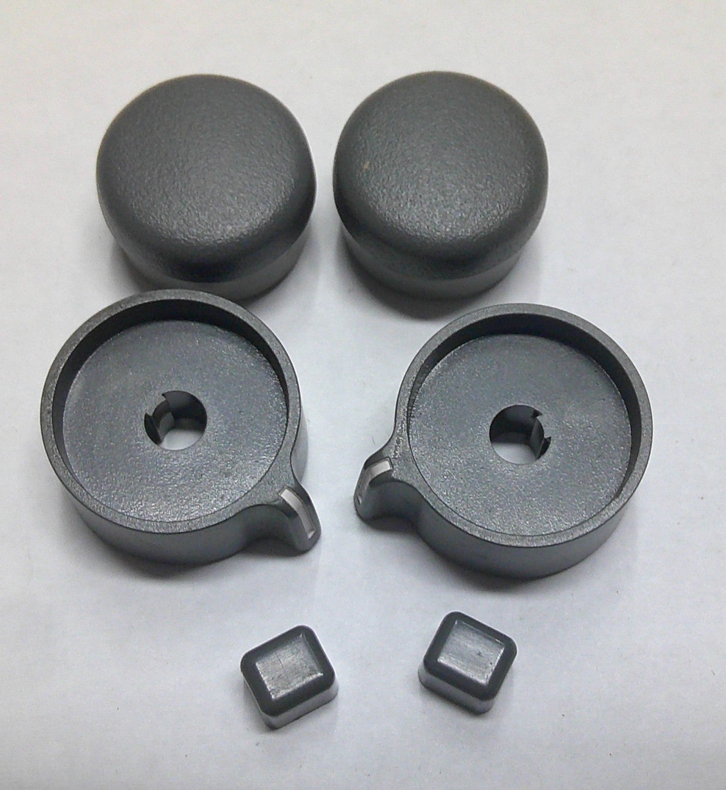 1992 PONTIAC GRAND AM RADIO STEREO TUNER KNOB SET OEM - RarePartsFinder.Com