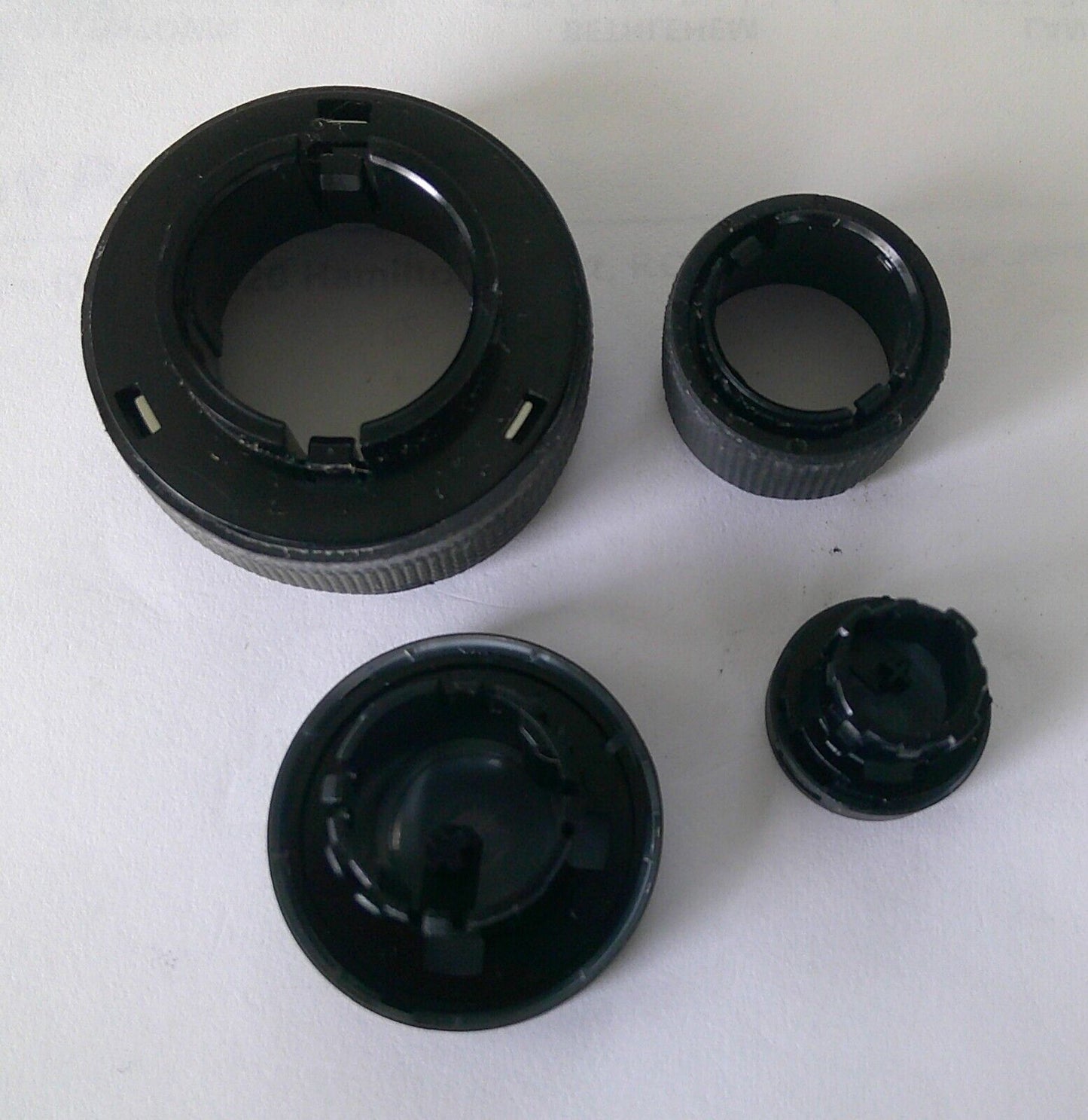 2006 - 2010 CHEVROLET HHR RADIO STEREO TUNER CONTROL KNOB SET OEM FREE SHIP - RarePartsFinder.Com