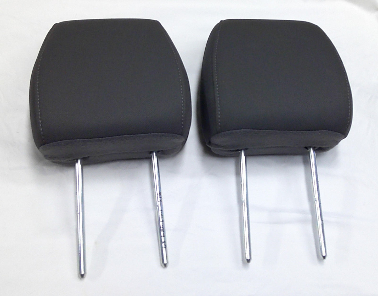 04 - 08 Ford F-150 Headrest Head Rest Set Dark Gray Cloth OEM 4L3Z-18611A08-BBC