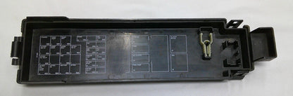 2004 - 2009 DODGE DURANGO FUSE RELAY COVER LID  B2