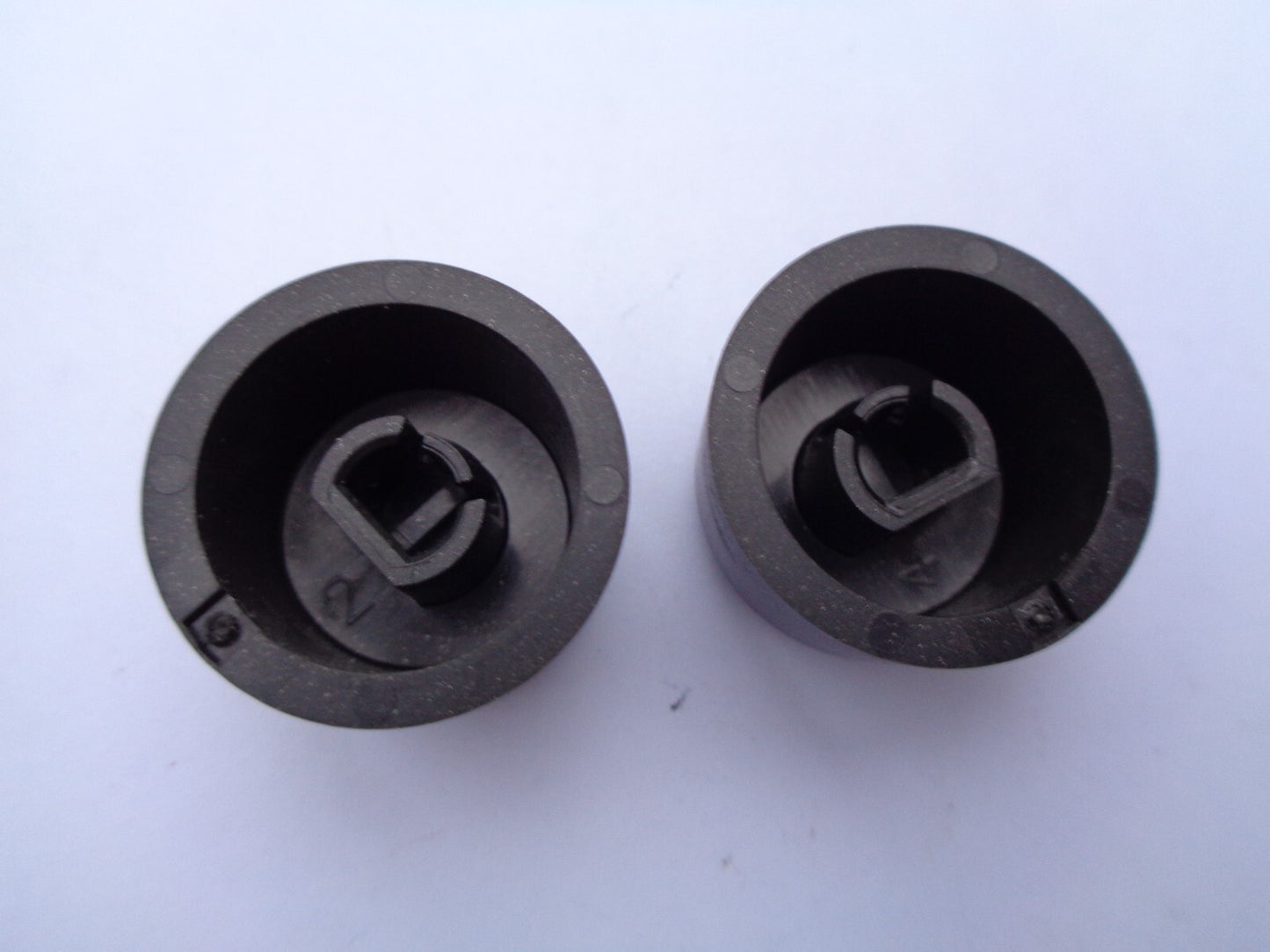 02 03 04 05 TOYOTA CAMRY RADIO STEREO TUNER KNOB SET GENUINE OEM
