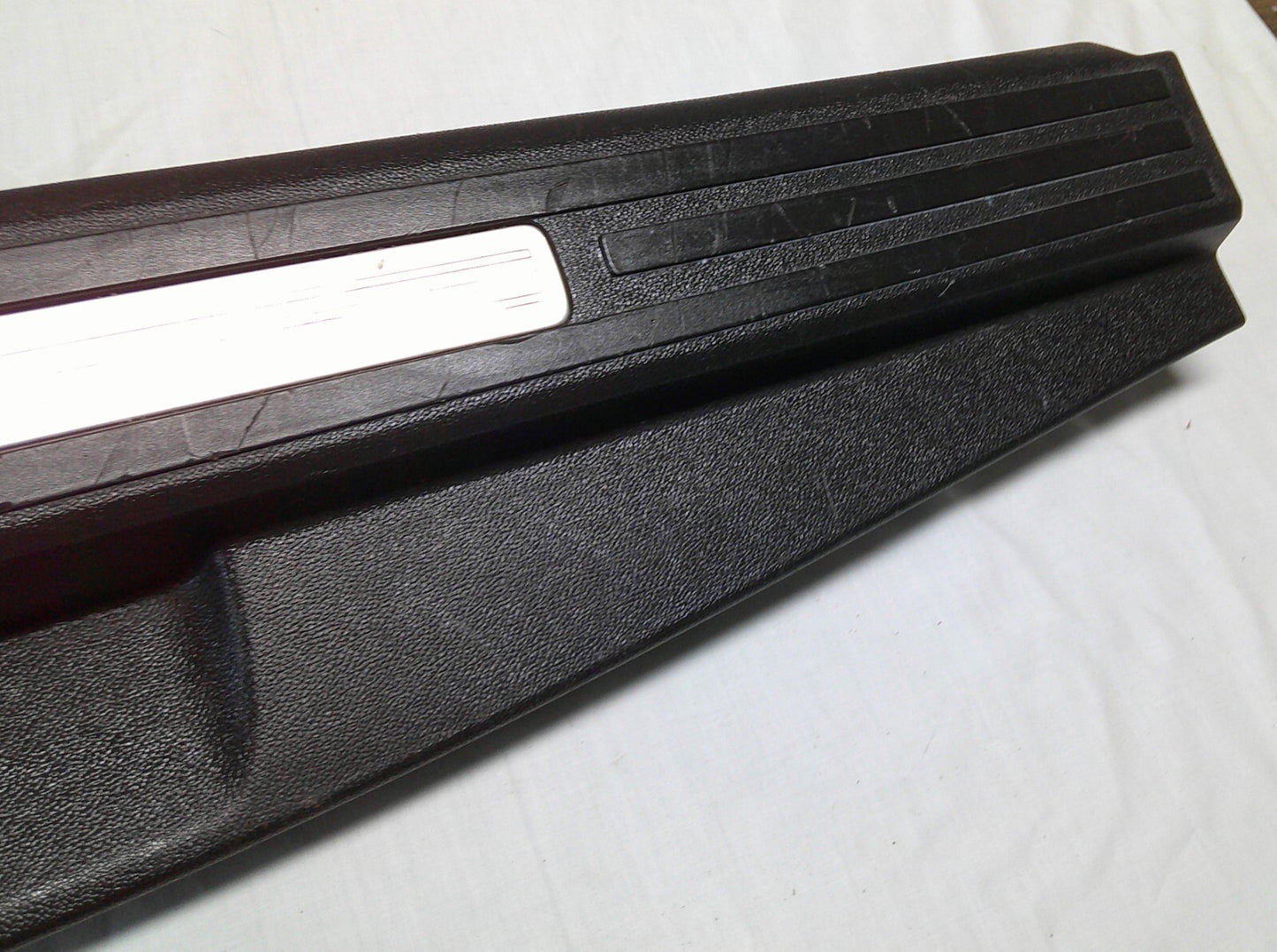 07 - 14 Cadillac  Escalade OEM Trunk Sill Cover Trim 15164157  M3