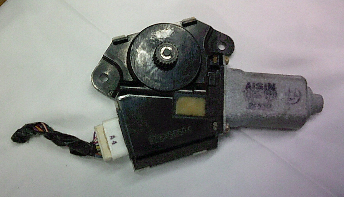 2004 - 2010 Toyota Sienna Sunroof Motor 63260-AE012   63260AE010  SM3