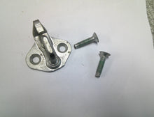 HUMMER H3 CANYON COLORADO DOOR STRIKER w/ BOLTS 10395406 OEM FREE SHIPPING! A17