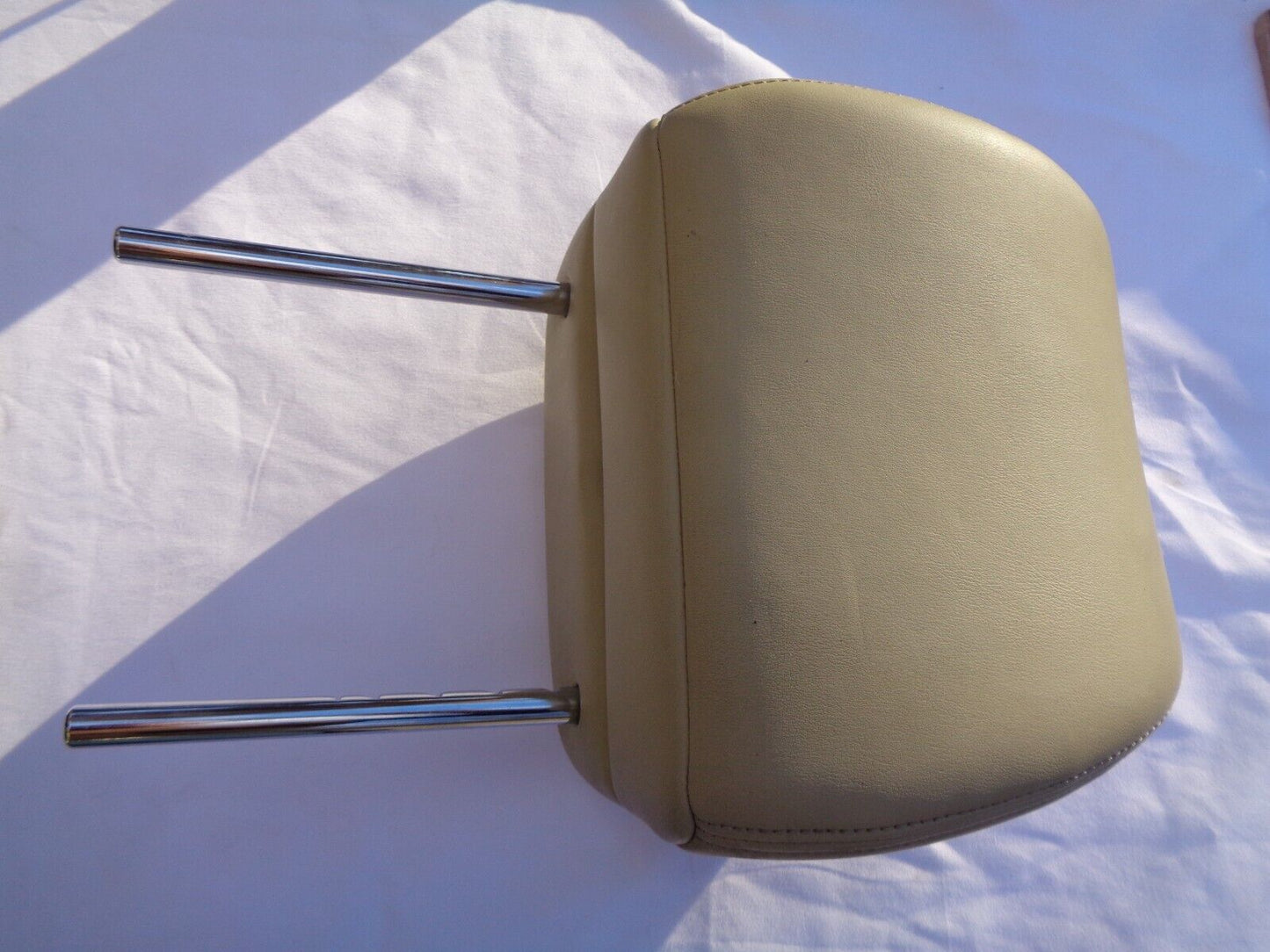 2008 INFINITI G35X FRONT SEAT HEADREST HEAD REST BEIGE OEM FREE SHIPPING! R1 - RarePartsFinder.Com