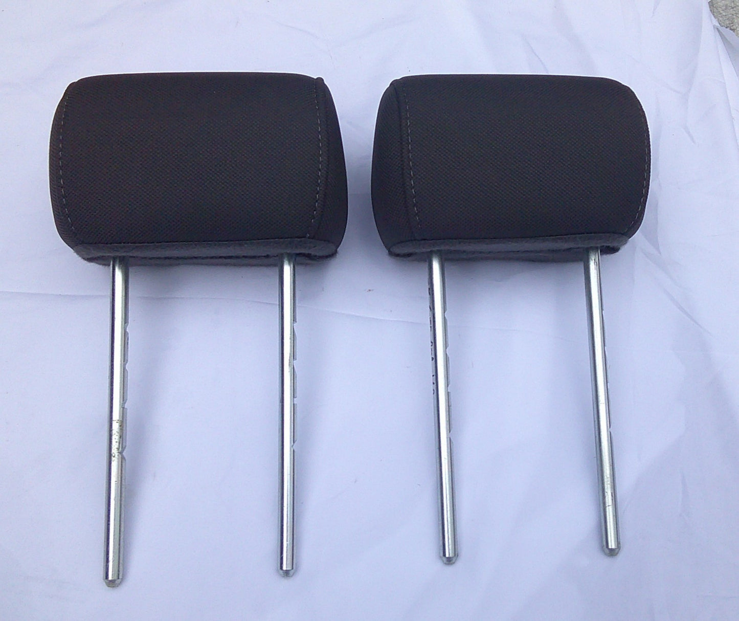 2004 - 2008 FORD F-150 F150 REAR HEADREST HEAD REST SET GRAY CLOTH OEM