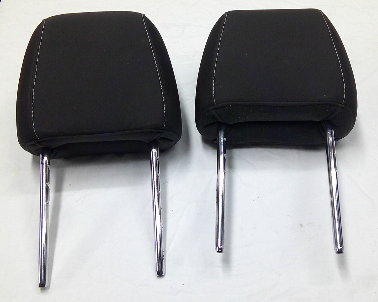 12 - 14 FORD FOCUS FRONT CLOTH HEADREST HEAD REST SET CLEAN OEM FREE SHIPPING!