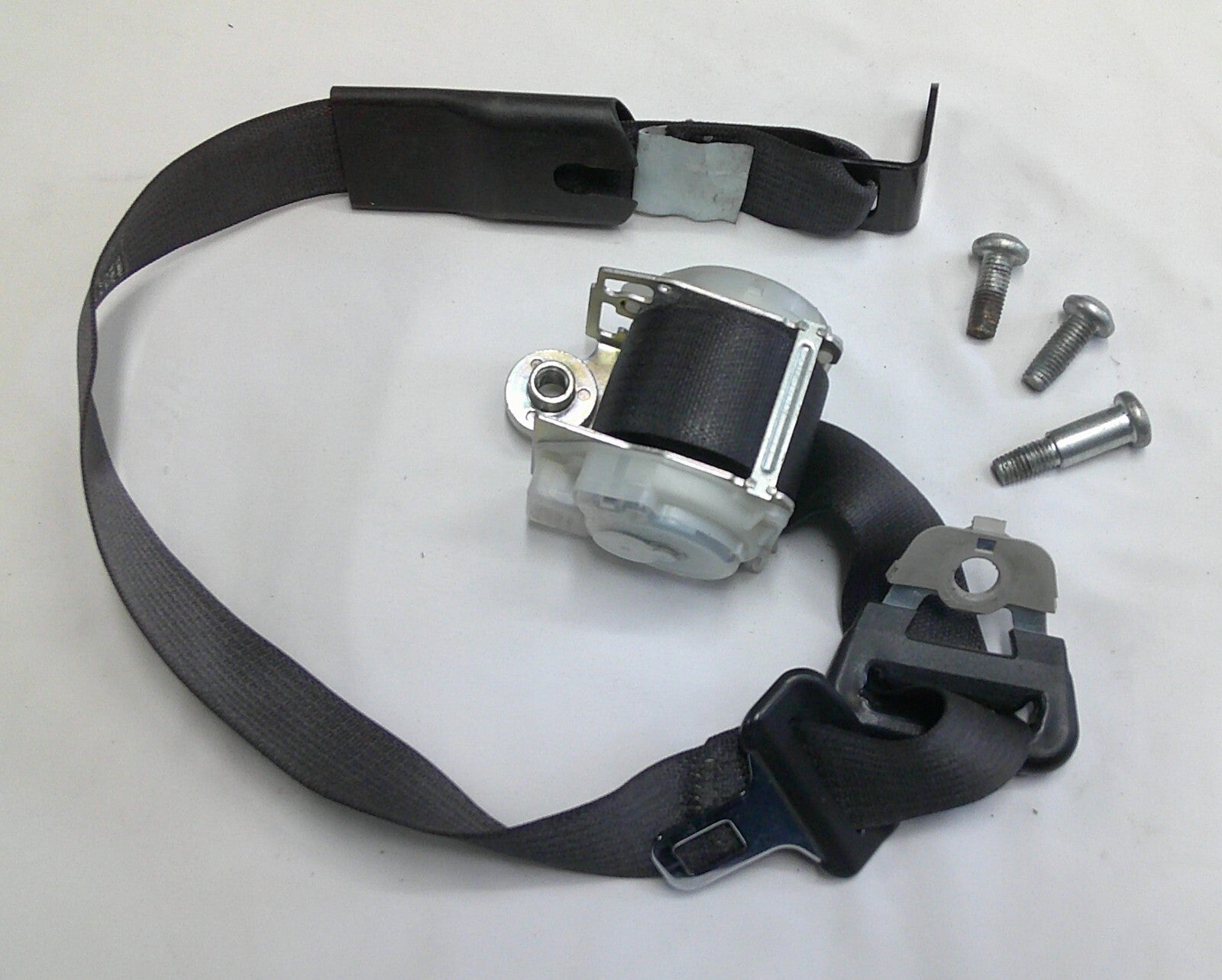 2002 - 2009 OEM CHEVROLET TRAILBLAZER REAR RIGHT PASSENGER SEAT BELT RETRACTOR - RarePartsFinder.Com