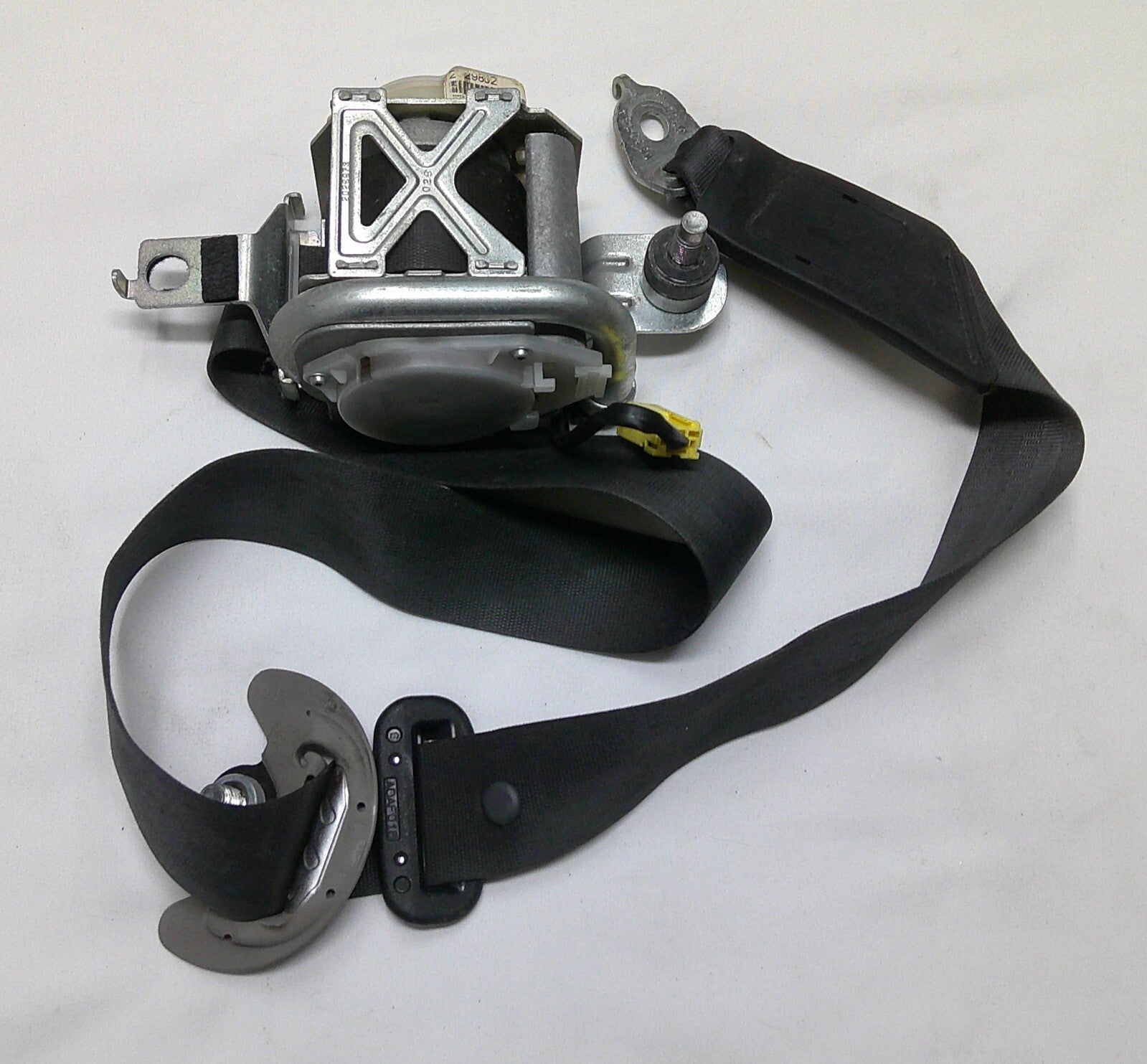 08 - 11 Honda Accord Front Passenger Side Seat Belt Black OEM 04814-TA0-A00ZA - RarePartsFinder.Com