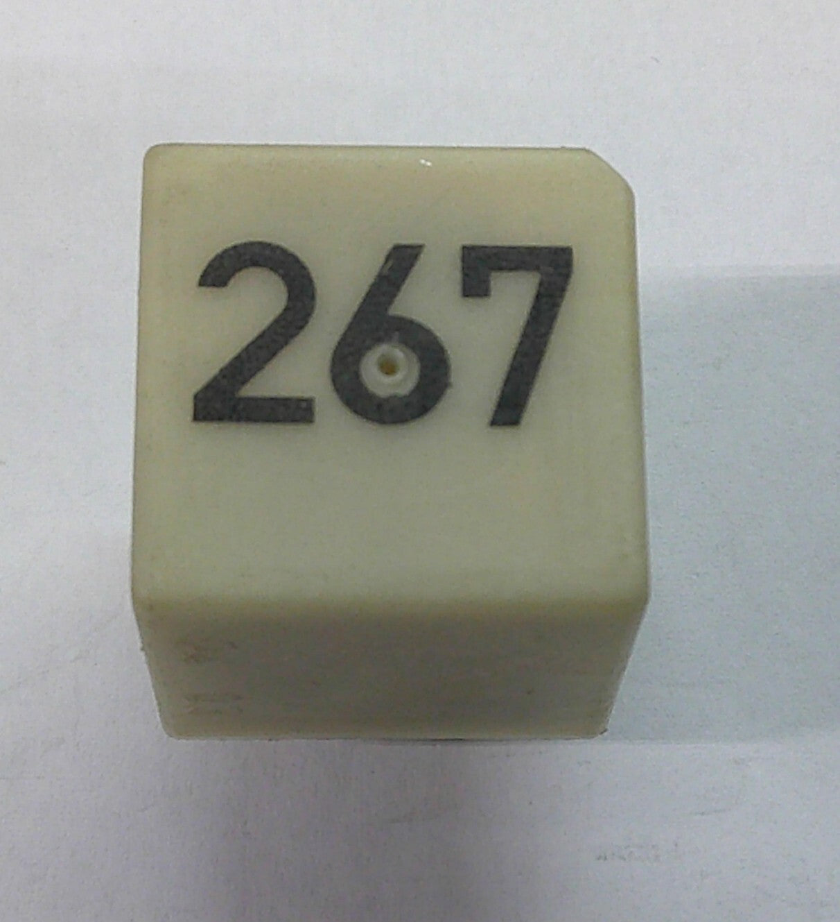 USA SELLER VW AUDI RELAY 267  TESTED 1 YEAR WARRNTY VW1