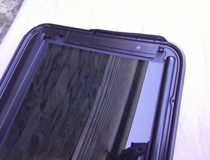 2007 - 2017 LEXUS LS460 OEM FACTORY SUNROOF GLASS NO ACCIDENT FREE SHIPPING! - RarePartsFinder.Com