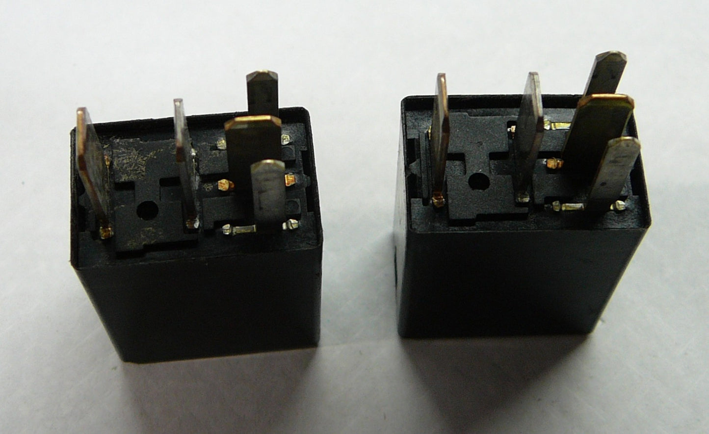 CHRYSLER DODGE JEEP 2 PC. RELAY SET G8HE-1C7T-R1-DC12   1 YEAR WARRANTY OEM C3
