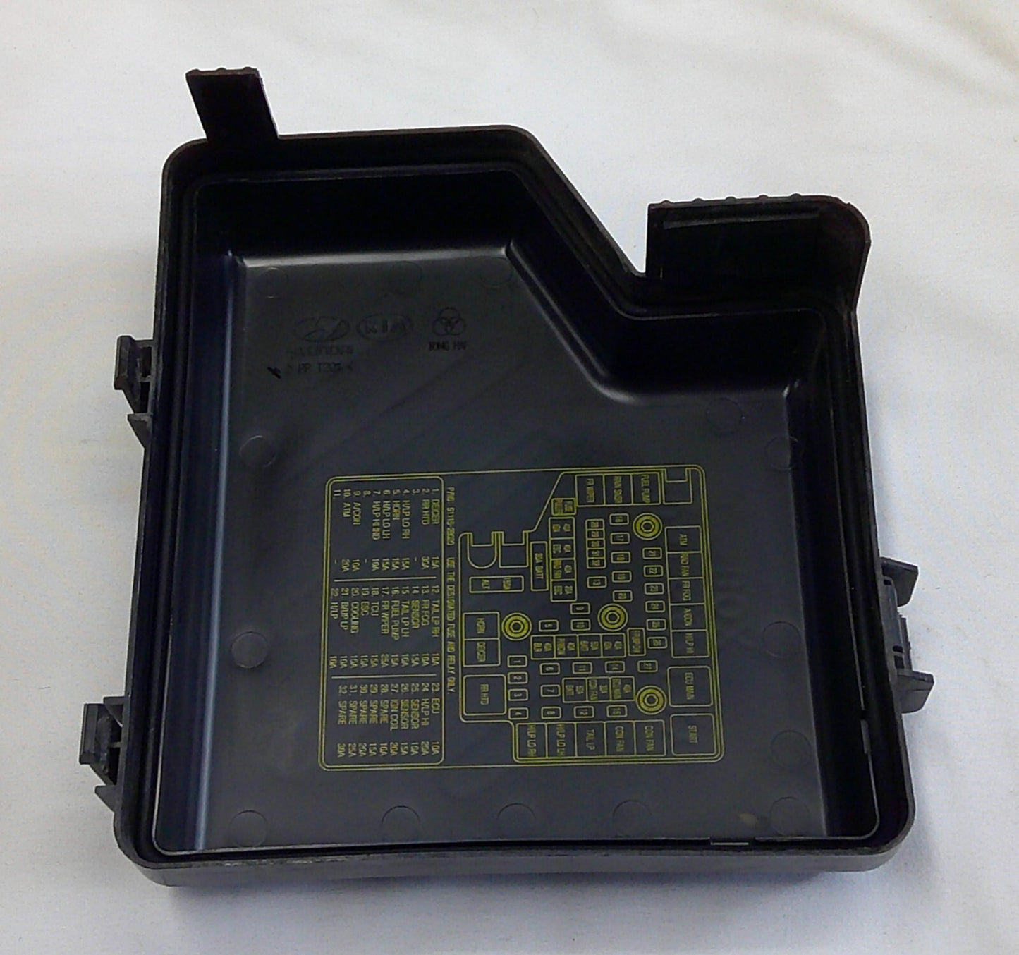 2006 - 2009 Hyundai Santa Fe FuseBox Fuse Box Relay Cover Lid OEM 911152B020 B9