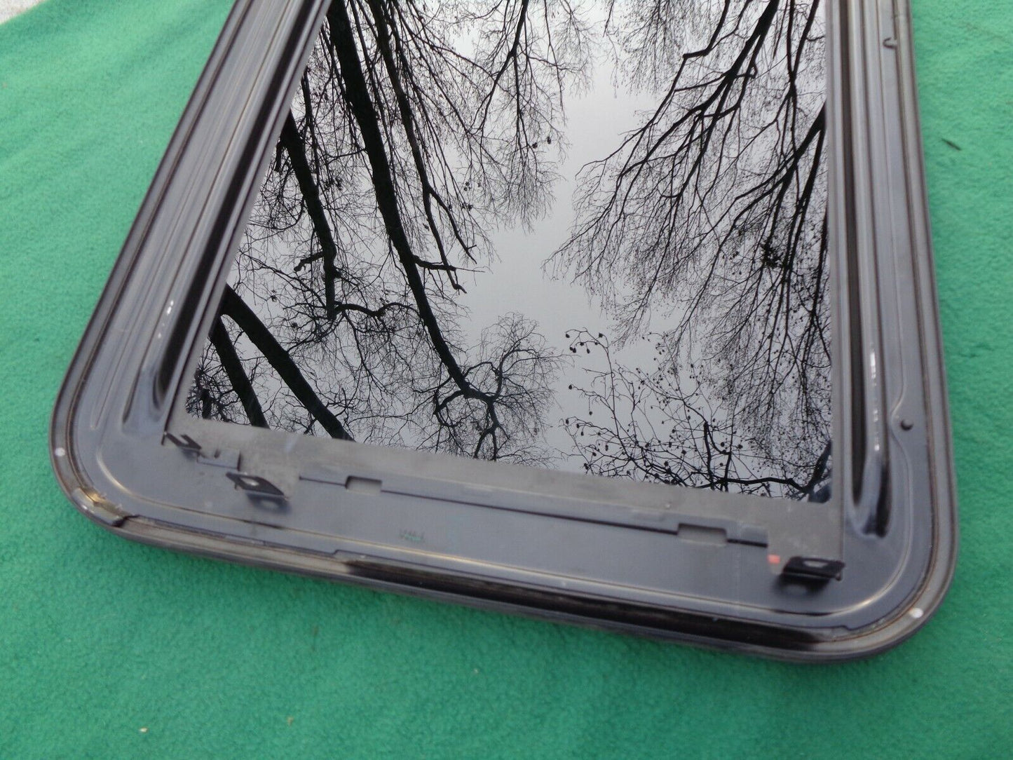 2010 - 2013 SUZUKI KIZASHI OEM FACTORY SUNROOF GLASS PANEL FREE SHIPPING!