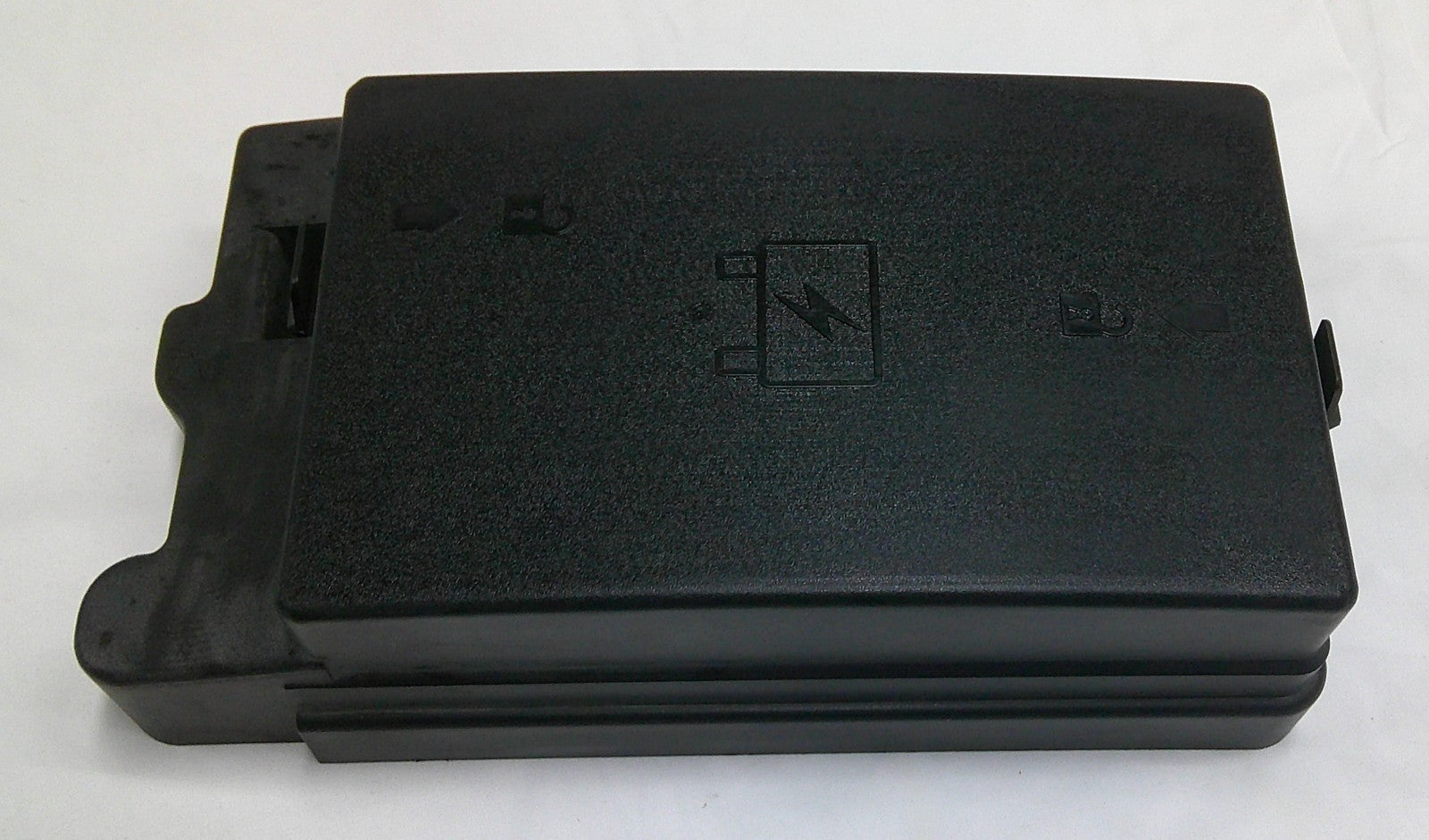 02 - 09 Envoy Trailblazer Relay Under Hood Fuse Box Lid Cover OEM 15356859 B10