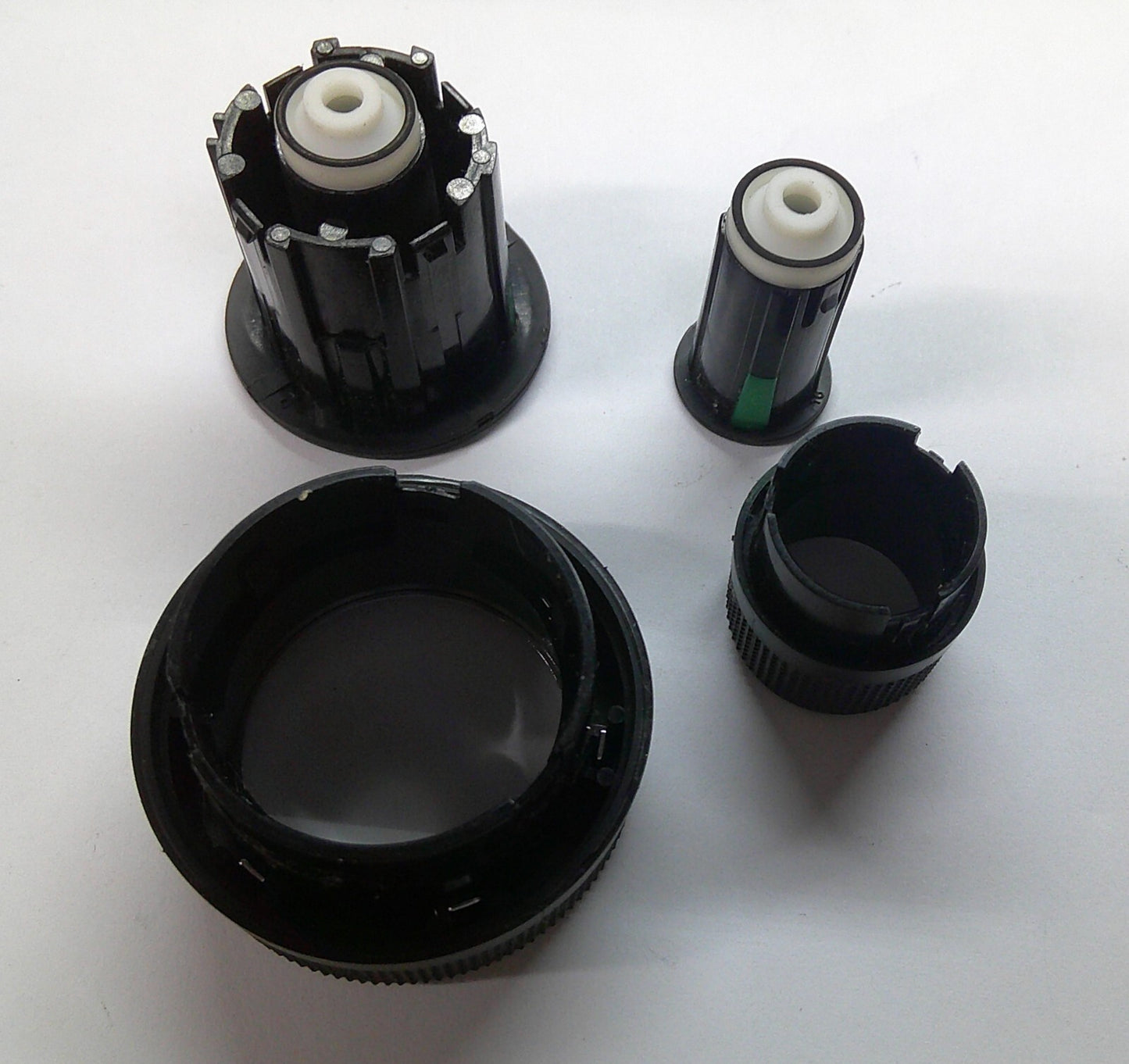 2011 2012 BUICK ENCLAVE OEM RADIO STEREO TUNER KNOB SET