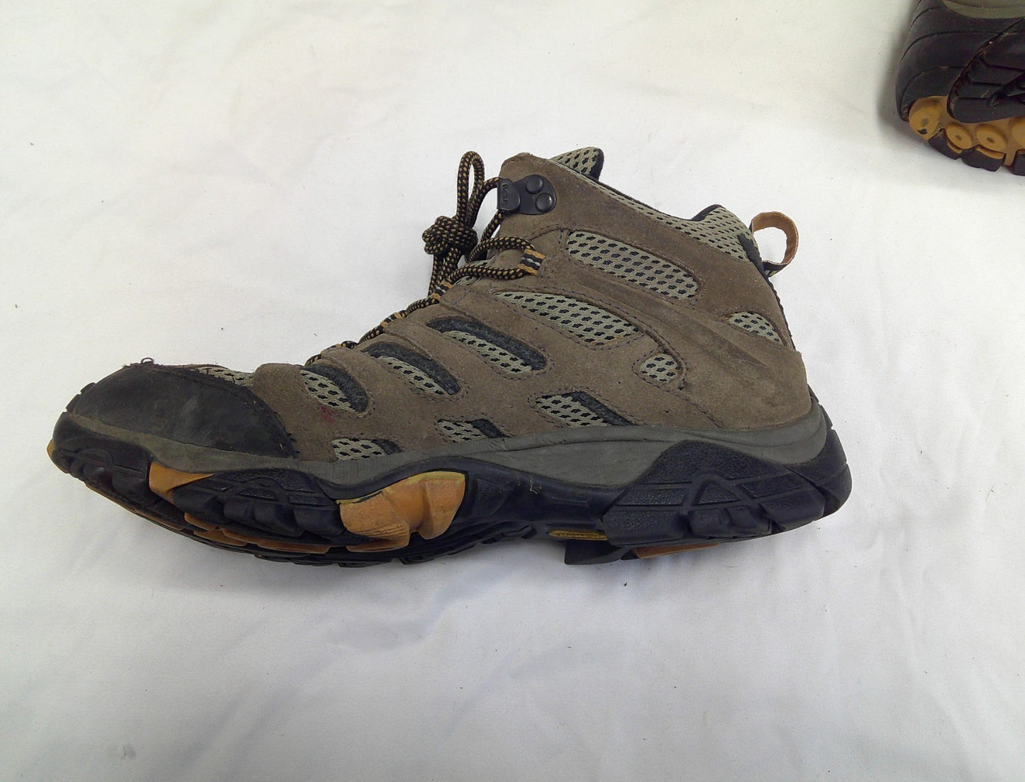Merrell Vibram Boots Mens 8 Brown Waterproof Hiking Trail Fair Shape B11