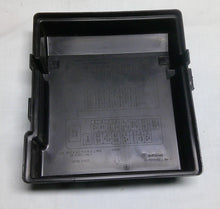 05-07 Nissan Xterra Frontier Pathfinder Relay Fuse Box Cover Lid 24382-EA020 B3