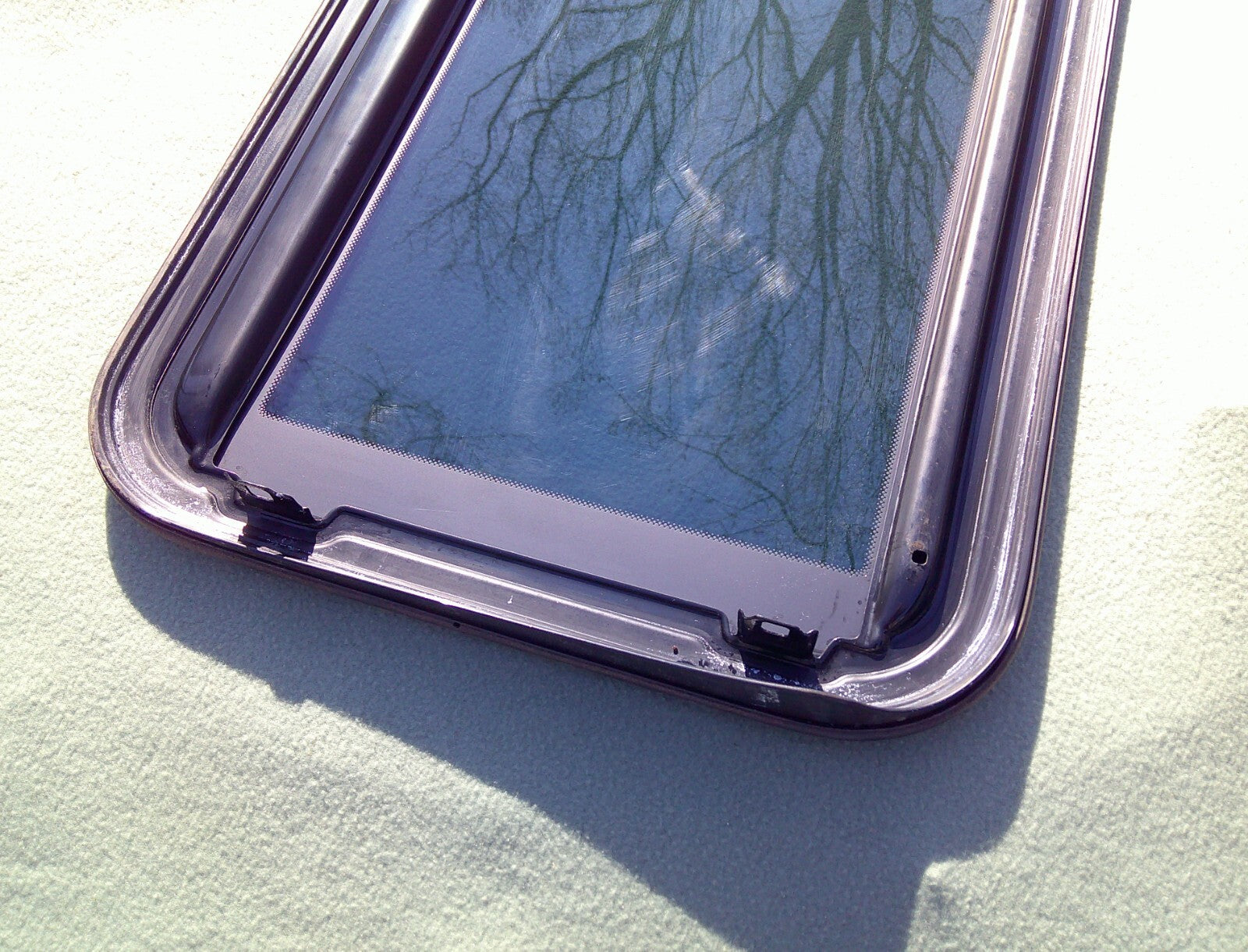 2007 - 2013 MITSUBISHI  OUTLANDER OEM FACTORY SUNROOF GLASS  FREE SHIPPING! - RarePartsFinder.Com