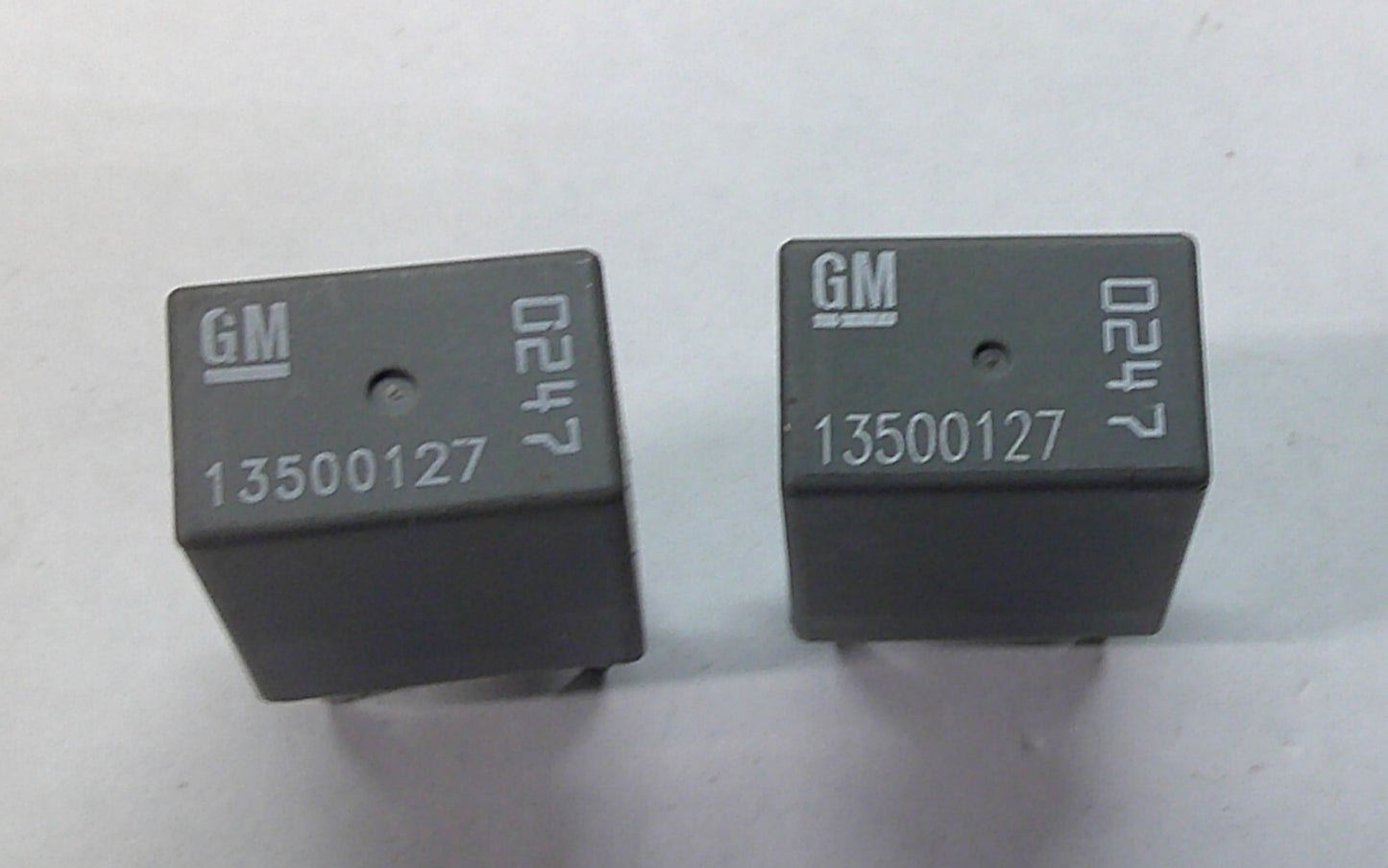 GM OEM 13500127 0247 RELAY SET  1 WARRANTY TESTED  GM2