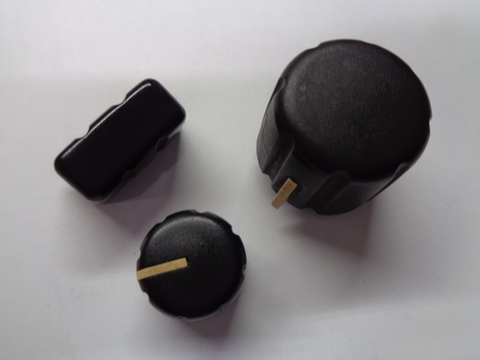 1987 VOLVO 240 OEM AC HEATER HVAC CLIMATE CONTROL KNOB SET FREE SHIPPING!