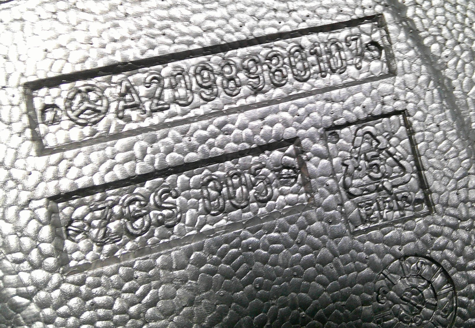 01-07 Mercedes Benz C230 C Class Spare Tire Cover Round Foam Oem Case Holder F1 - RarePartsFinder.Com