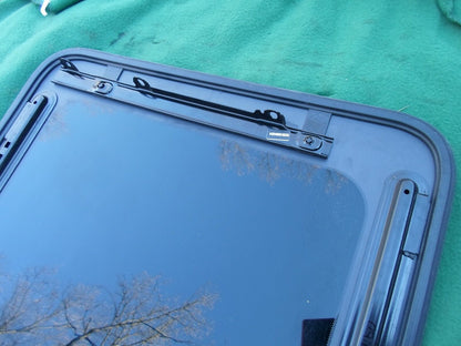 2004 CHEVY MALIBU MAXX OEM FACTORY SUNROOF GLASS YEAR SPECIFIC  FREE SHIPPING! - RarePartsFinder.Com
