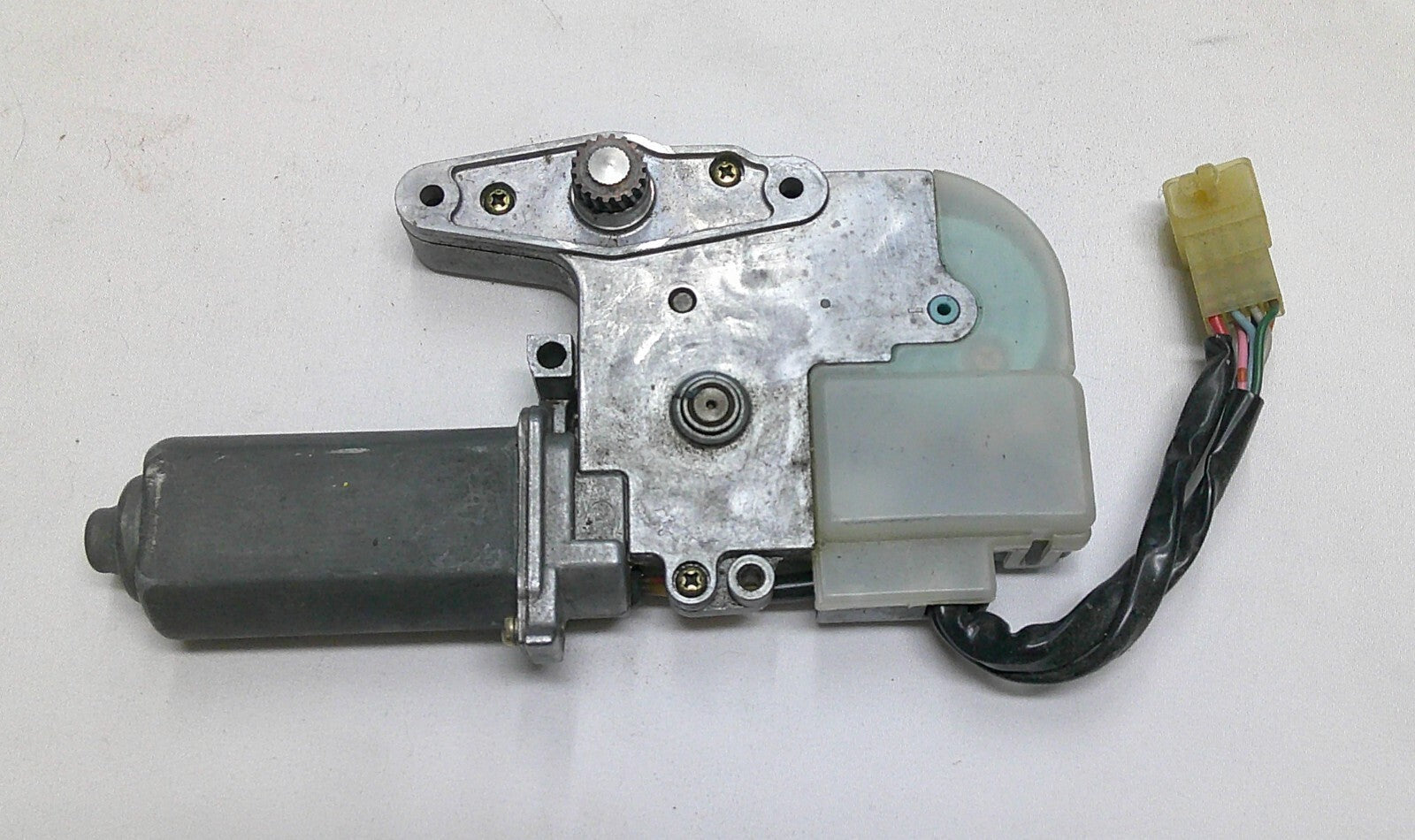 95 96 97 MAZDA PROTEGE OEM FACTORY SUNROOF MOTOR TESTED FREE SHIPPING SM2 - RarePartsFinder.Com