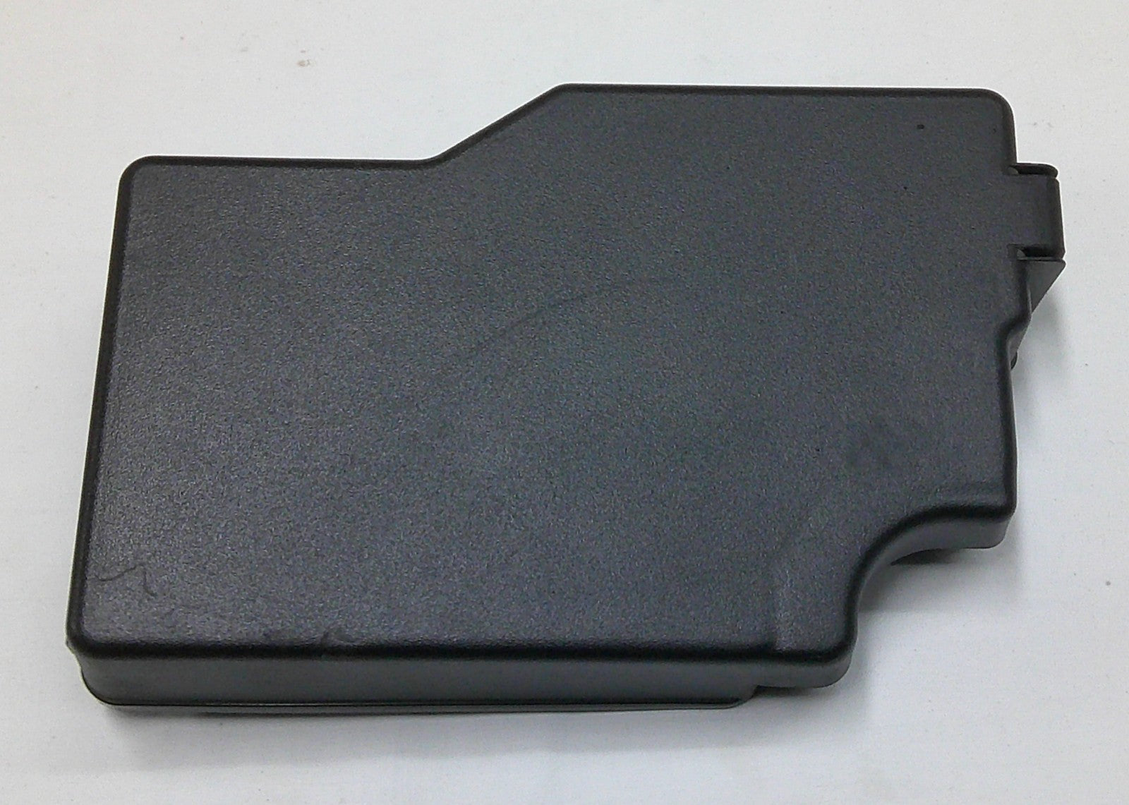 2010 - 2013 Mazda 3 OEM Relay Fuse Engine Compartment Cover BBM6-66-761 R3