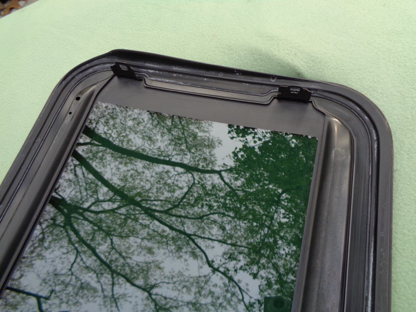 09 10 11 12 13 MAZDA 6  OEM FACTORY SUNROOF GLASS NO ACCIDENT