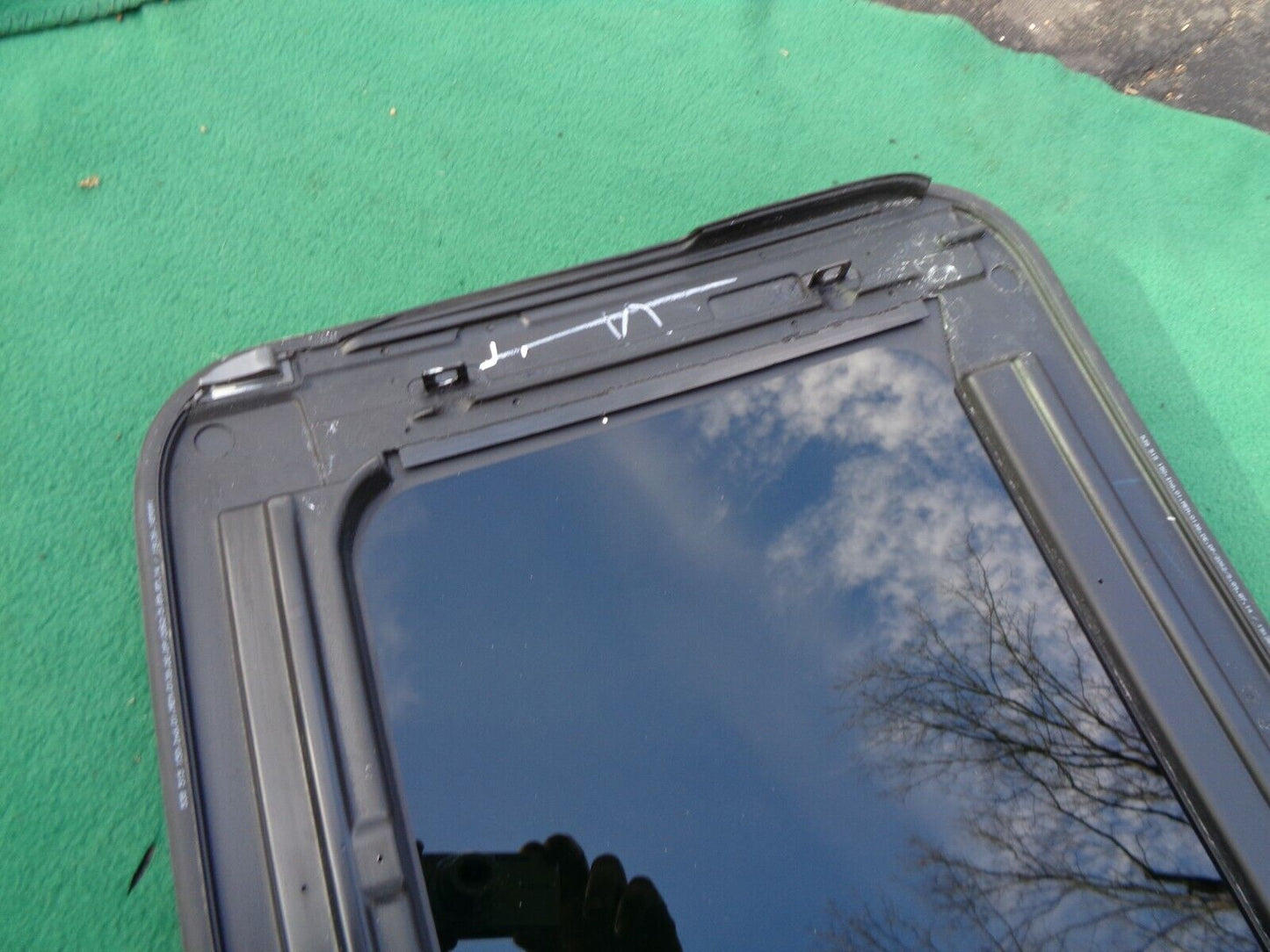 2013 CHEVY MALIBU YEAR SPECIFIC OEM FACTORY SUNROOF GLASS PANEL FREE SHIPPING!