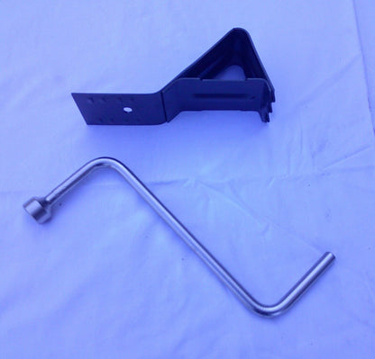 2004 - 2010 BMW 530i 525i E60 Trunk Jack Tool Kit Foam 71-11-6-758-781  F1 - RarePartsFinder.Com