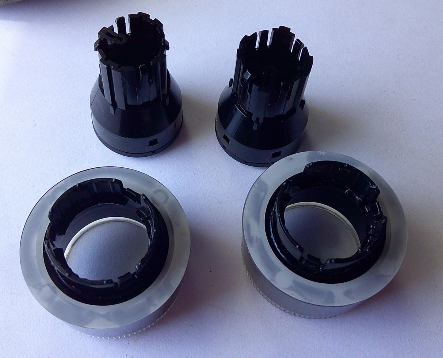 2005 - 2010 HONDA ODYSSEY STEREO RADIO TUNER KNOB SET FREE SHIPPING! - RarePartsFinder.Com