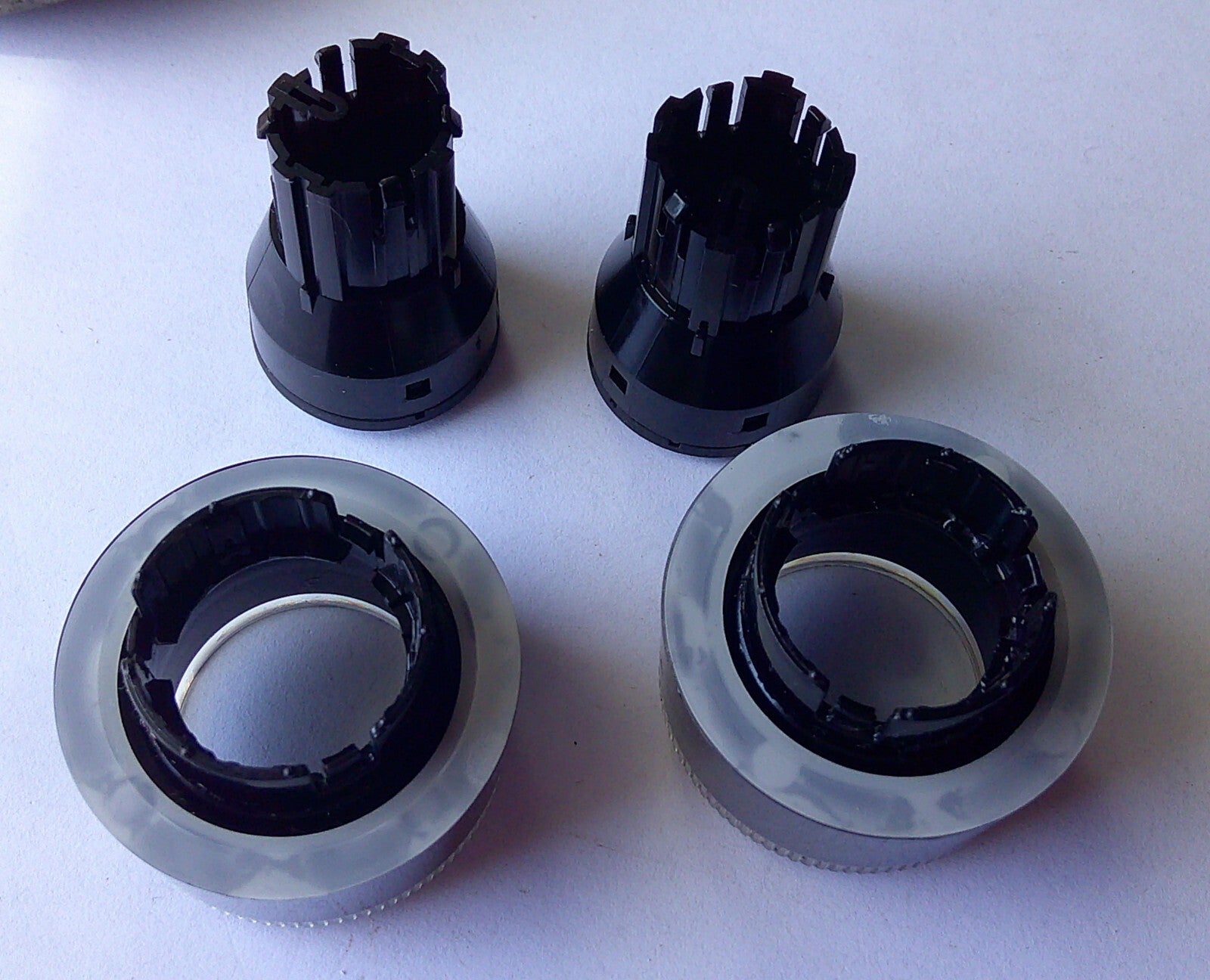2005 - 2010 HONDA ODYSSEY STEREO RADIO TUNER KNOB SET FREE SHIPPING! - RarePartsFinder.Com