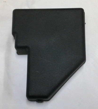 04 - 10 TOYOTA SIENNA ENGINE COMPARTMENT FUSE RELAY COVER LID 82672-08053 B8