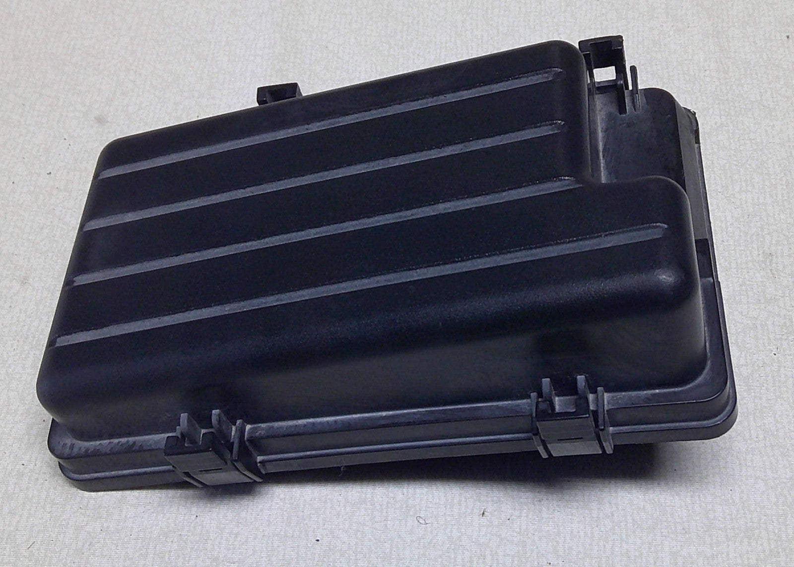 09 - 14 HONDA RIDGELINE ENGINE COMPARTMENT FUSE RELAY COVER LID 38254-SJC-A02 B9
