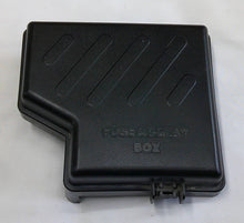 2006 - 2009 Hyundai Santa Fe FuseBox Fuse Box Relay Cover Lid OEM 911152B020 B9 - RarePartsFinder.Com