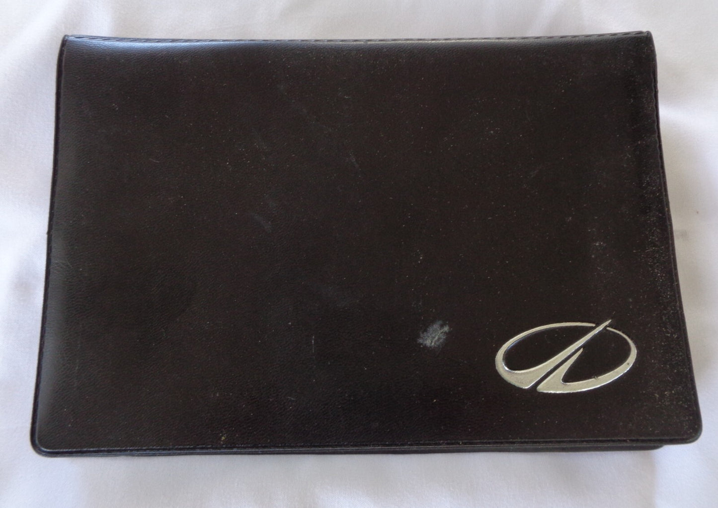 2001 OLDSMOBILE ALERO OWNERS MANUAL WITH CASE OEM
