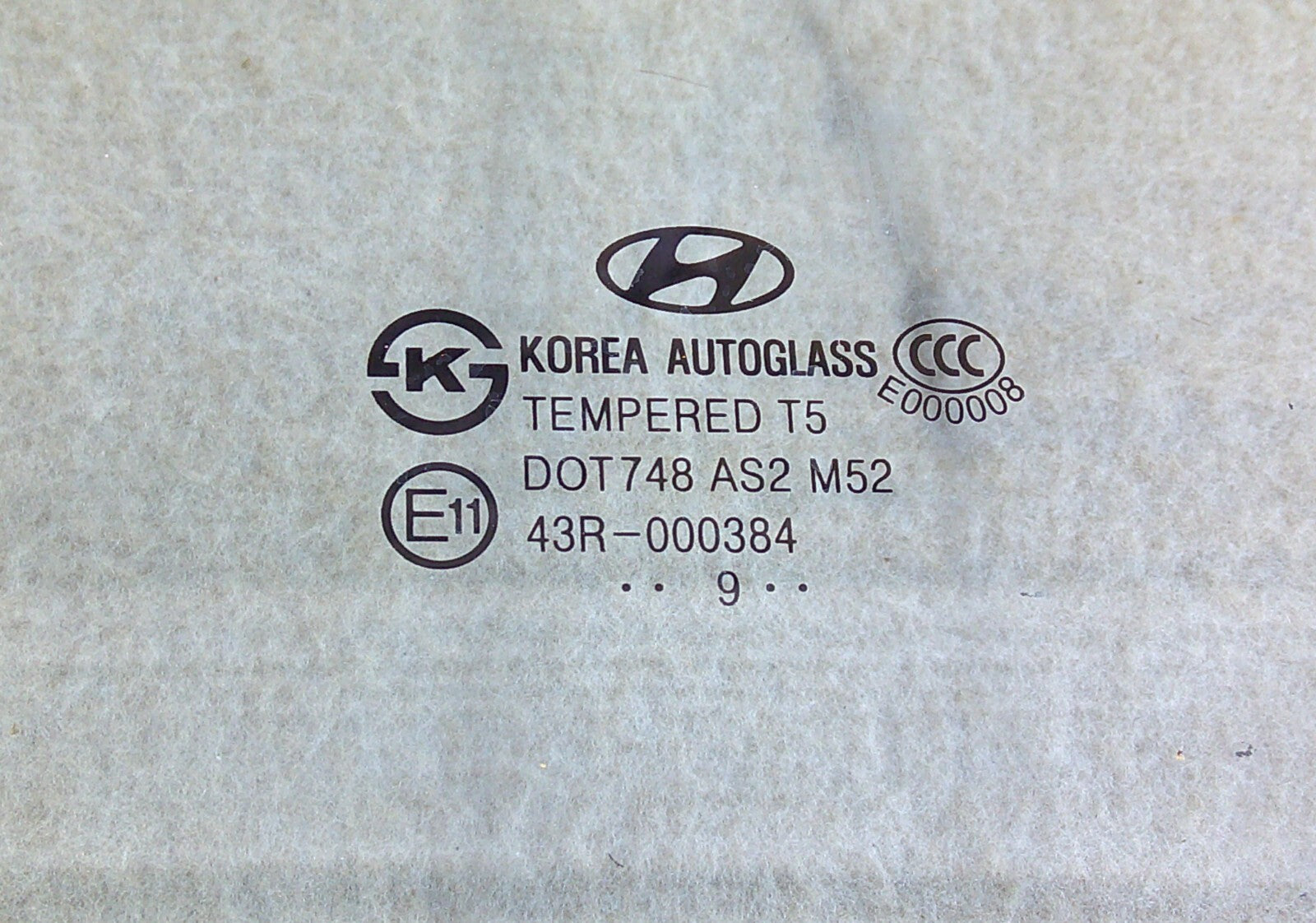 10 - 16 HYUNDAI GENESIS COUPE LH DRIVER FRONT GLASS 82421-2M010 FREE SHIPPING - RarePartsFinder.Com
