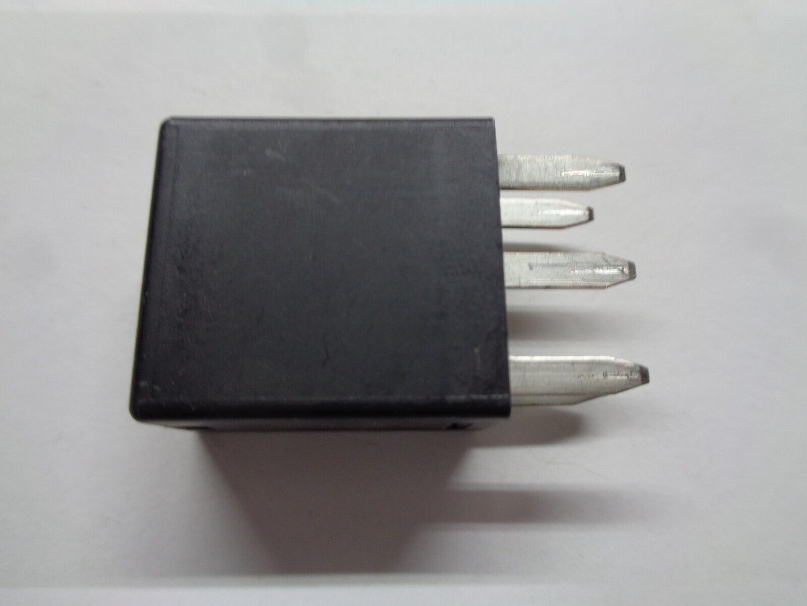 USA SELLER GM DECO RELAY 96376552 1 YEAR WARRANTY TESTED OEM FREE SHIPPING GM7 - RarePartsFinder.Com
