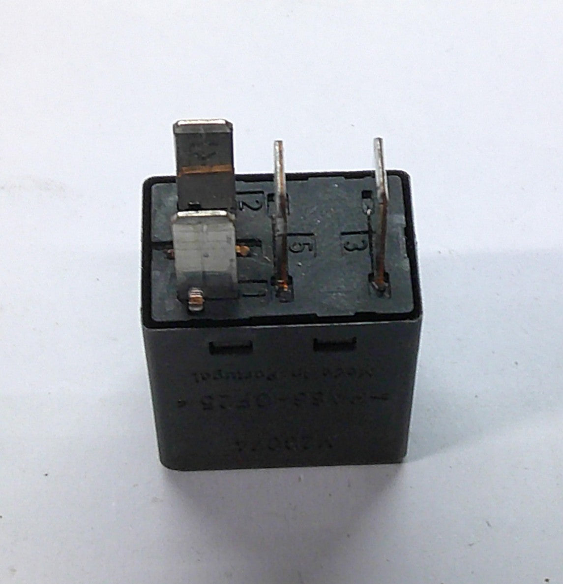 VOLVO TYCO OEM RELAY 8651661 TESTED 1 YEAR WARRANTY V1