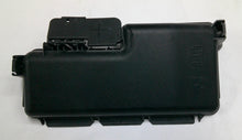 VOLVO S80 S60 V70 XC90 XC70 ENGINE COMPARTMENT FUSE RELAY LID COVER 30728133 B6