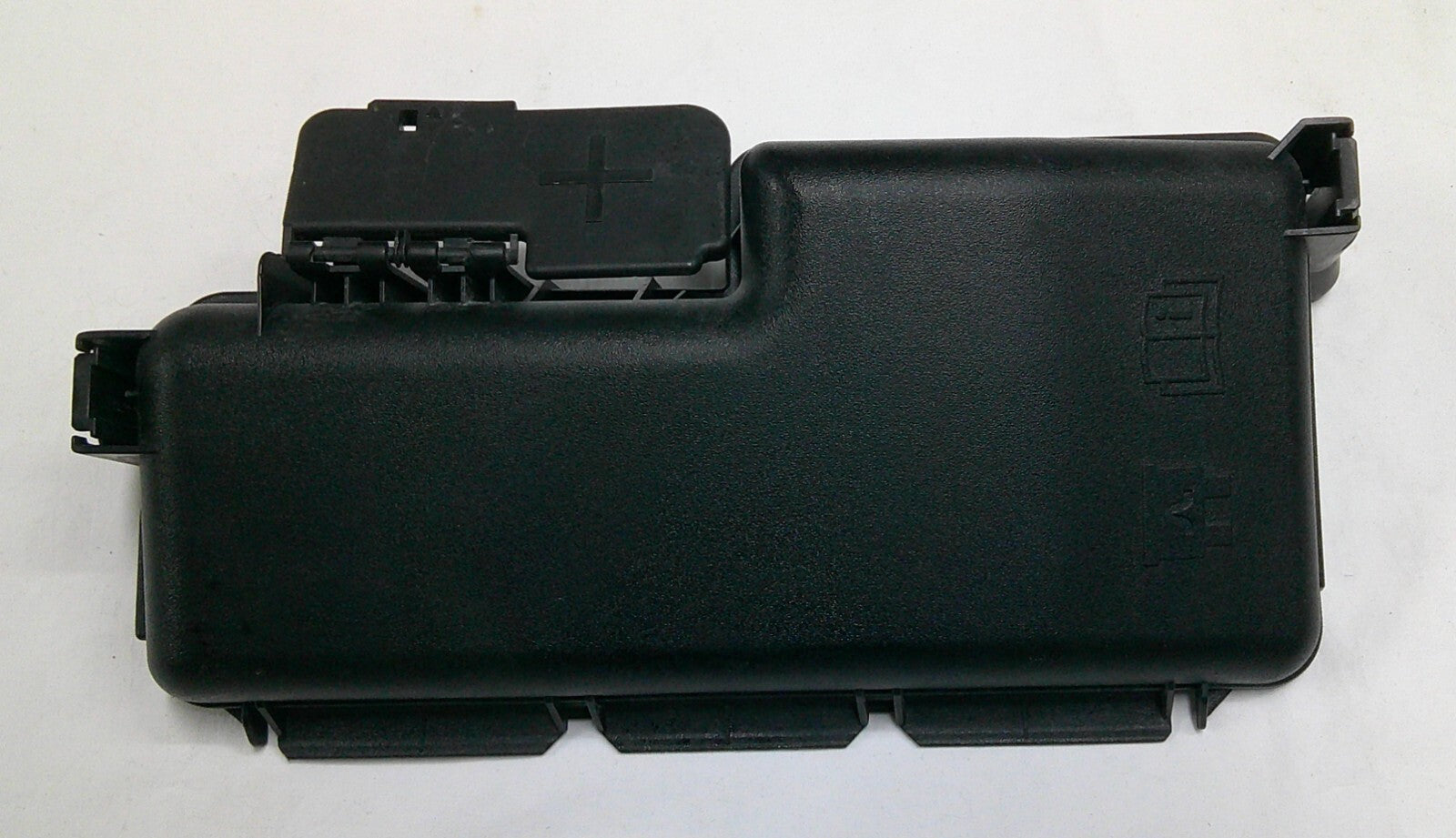 VOLVO S80 S60 V70 XC90 XC70 ENGINE COMPARTMENT FUSE RELAY LID COVER 30728133 B6