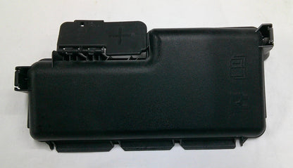 VOLVO S80 S60 V70 XC90 XC70 ENGINE COMPARTMENT FUSE RELAY LID COVER 30728133 B6