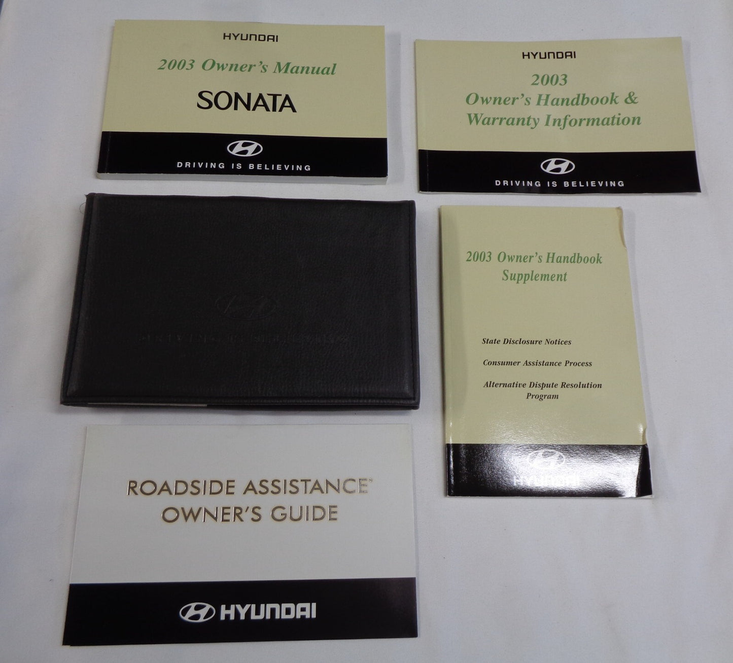 2003 HYUNDAI SONATA OWNERS MANUAL SET W/ CASE  OEM