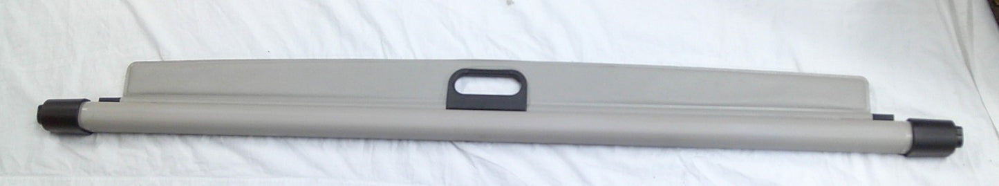 Rainier Trailblazer Envoy Trunk Cargo Beige Cover Shade OEM 15231338 21995531 M3