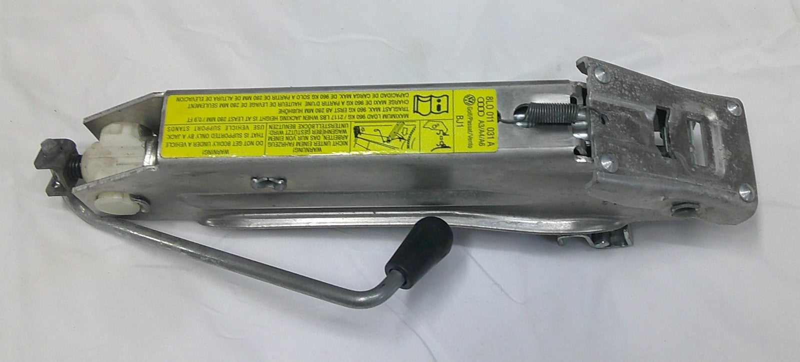2000 - 2005 Volkswagon Jetta Passat OEM Spare Tire Emergency Jack 8L0011031A