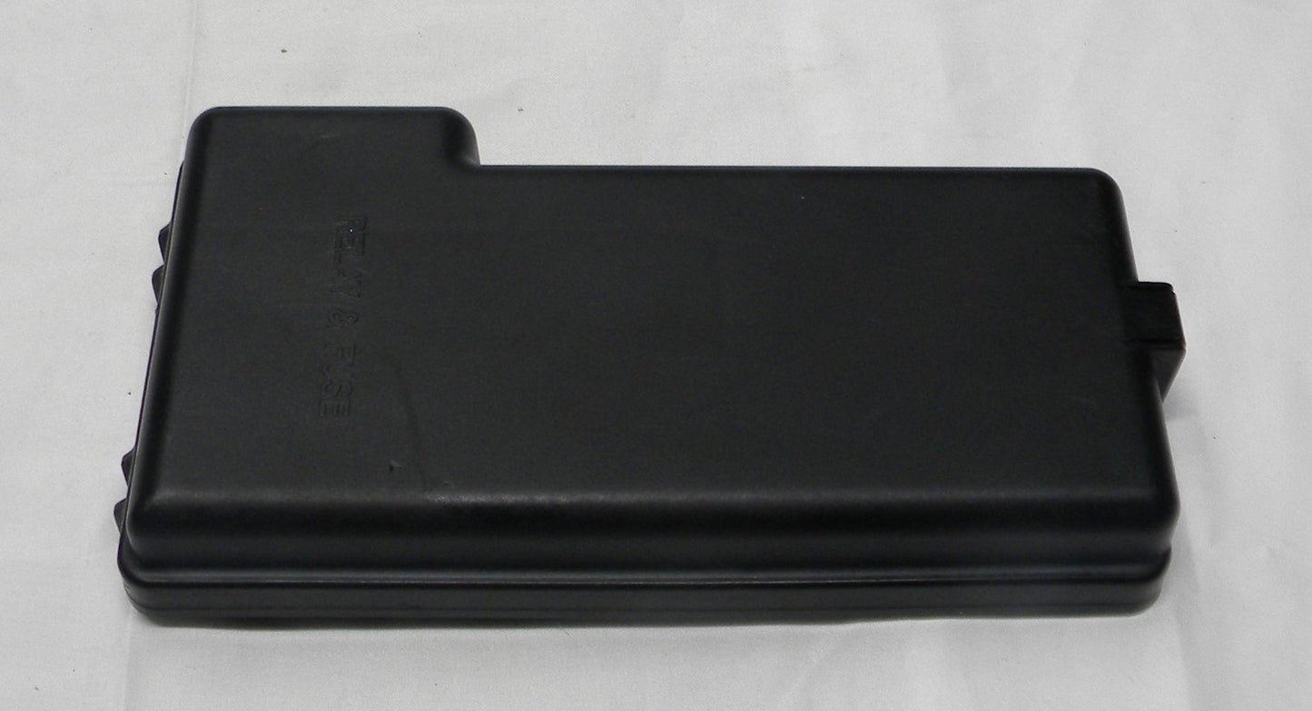 1999 - 2003 Lexus RX300 Fuse Relay Cover OEM   B5